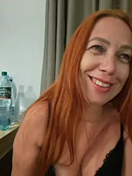 HoneyMILF – Naživo kamerová sex šou 