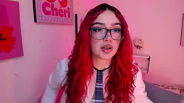 Seks show uživo modela Camila_Rivers na kameri