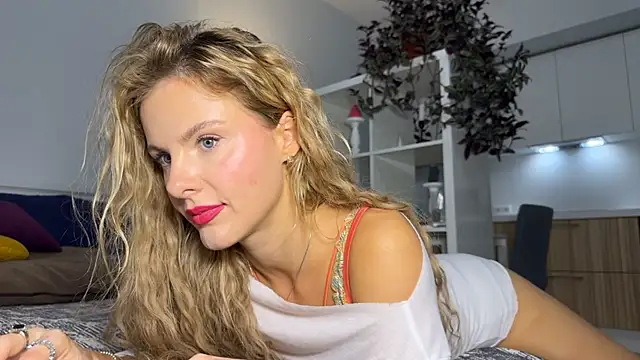 sirena124 Live seks camshow