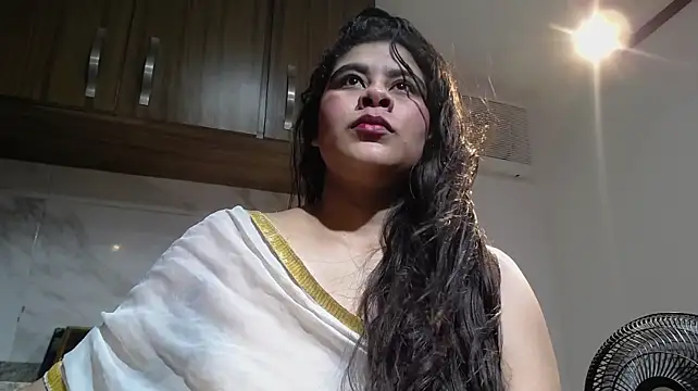iniyalaboni_ Live seks camshow